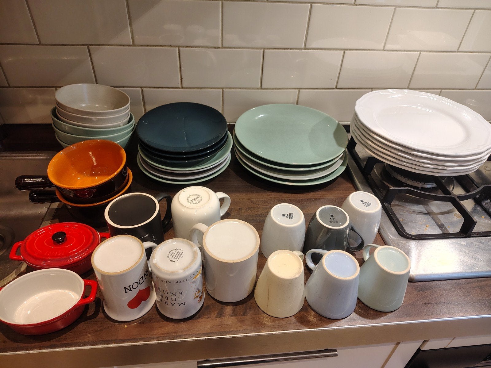 Diverse servies en mokken (voornamelijk Ikea), Huis en Inrichting, Keuken | Servies, Ophalen, Gebruikt, Keramiek, Bord(en)