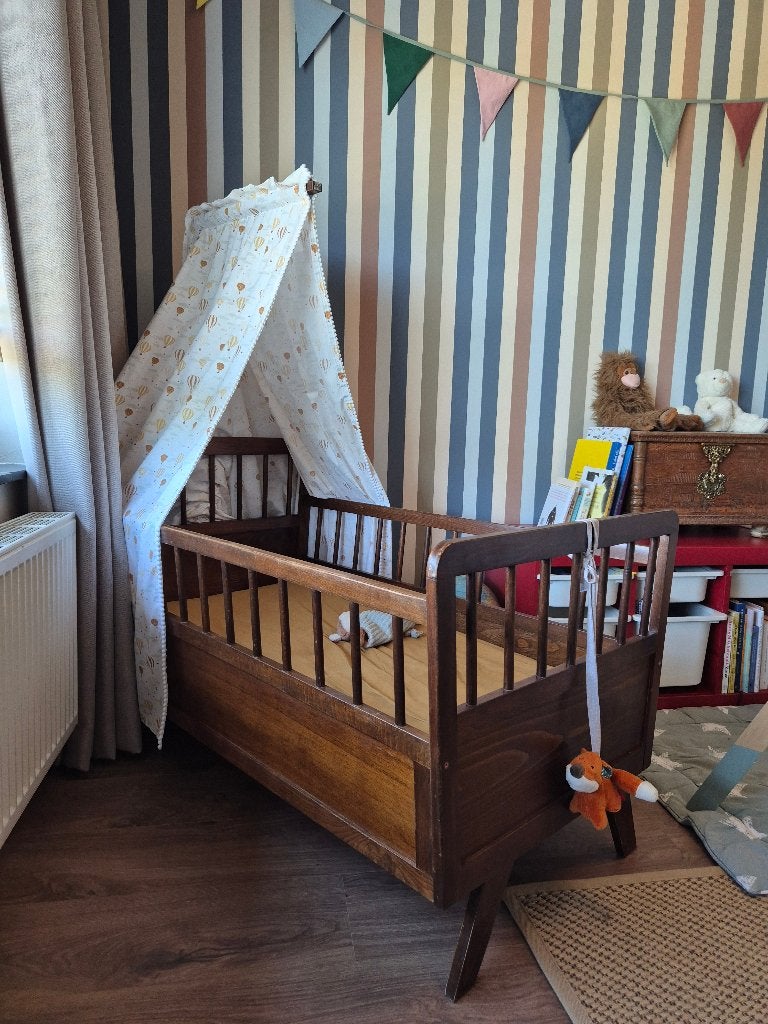 Vintage Babybed / Ledikant Mahonie incl. matras 60 x 120, Ophalen, Gebruikt, Ledikant