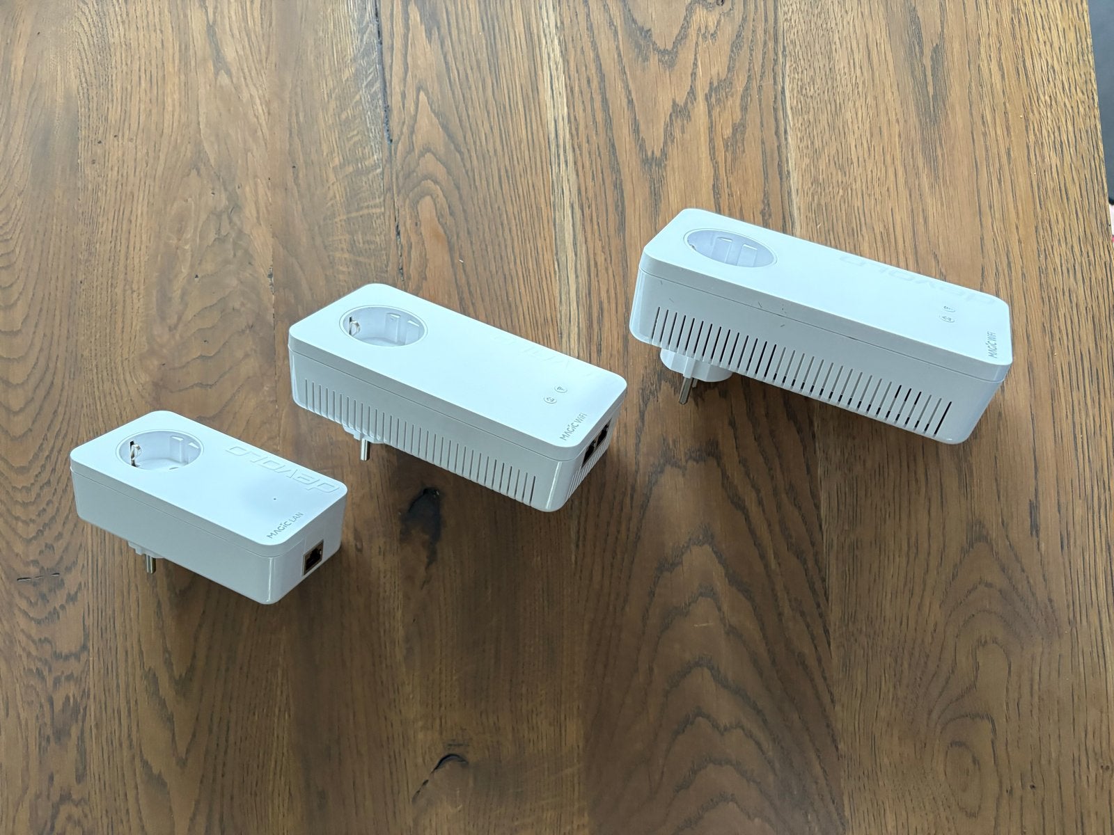 Devolo Magic 1 WiFi Multirooom Kit Powerline Adapters, Computers en Software, Powerlines, Zo goed als nieuw, Ophalen of Verzenden