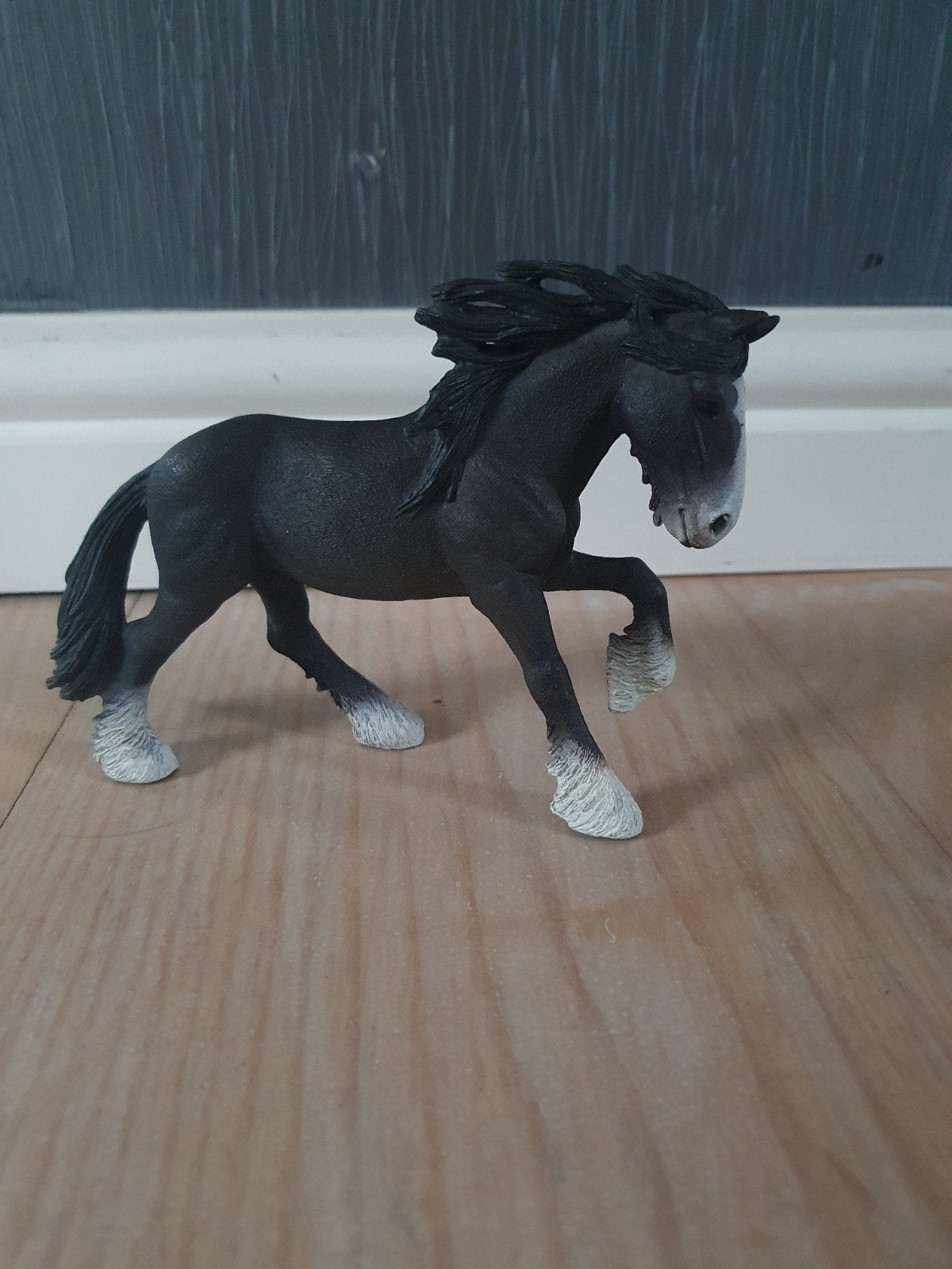 Schleich shire, Verzamelen, Dierenverzamelingen, Ophalen of Verzenden, Zo goed als nieuw, Paard, Beeldje of Figuurtje