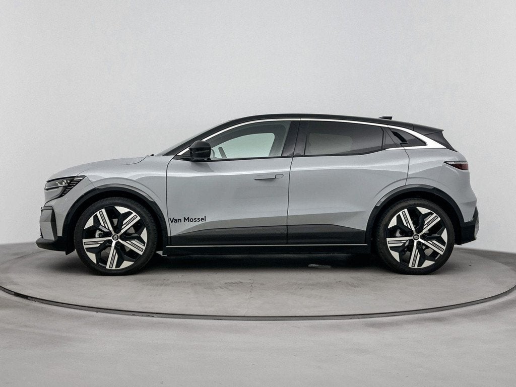 Renault Megane E-Tech 60 kWh 220Pk Comfort range Business Ed, Auto's, Renault, 1619 kg, Zilver of Grijs, 900 kg, Te koop