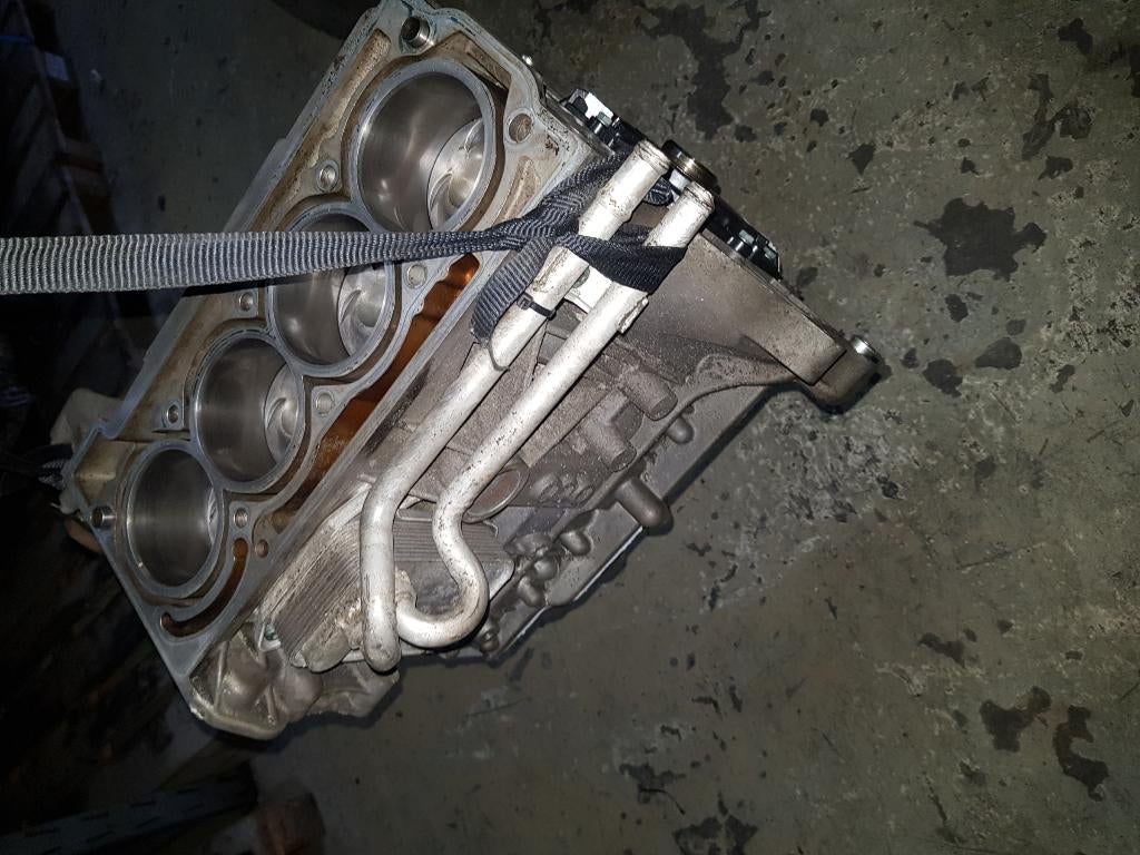 Onderblok Volkswagen Golf V 1.6 FSI 16V 2006, Ophalen of Verzenden