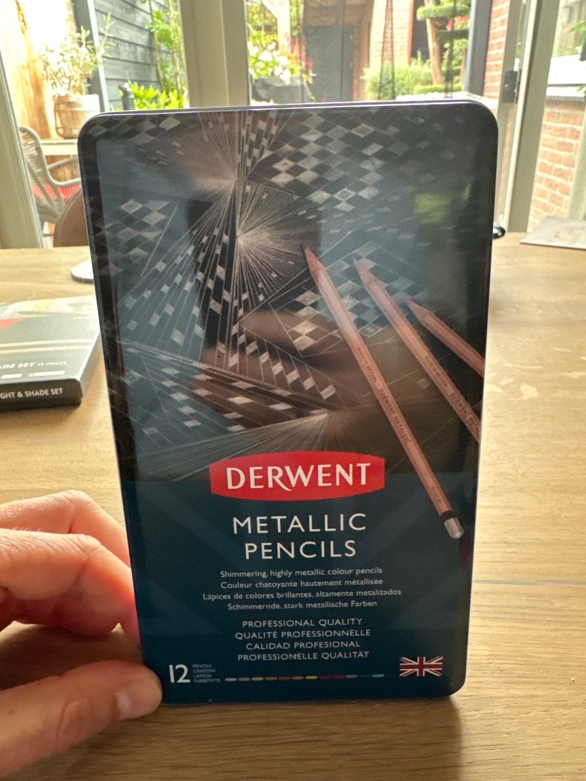 Derwent Metallic Pencils - 12 Stuks in Blikken Doos, Ophalen of Verzenden, Nieuw, Potlood of Stift
