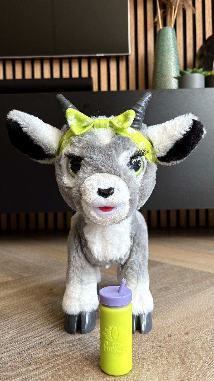 FurReal Friends Get Up & GoGo Yoga Geit Interactief Speelgoe, Overige merken, Overige typen, Grijs, Ophalen of Verzenden