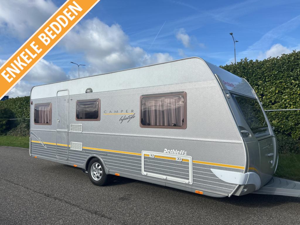 DETHLEFFS 540 V ENKELE BEDDEN, LUIFEL, MOVER, Caravans en Kamperen, Caravans, Arist-Dethleffs-Straße 12, 88316 Isny im Allgäu, Duitsland