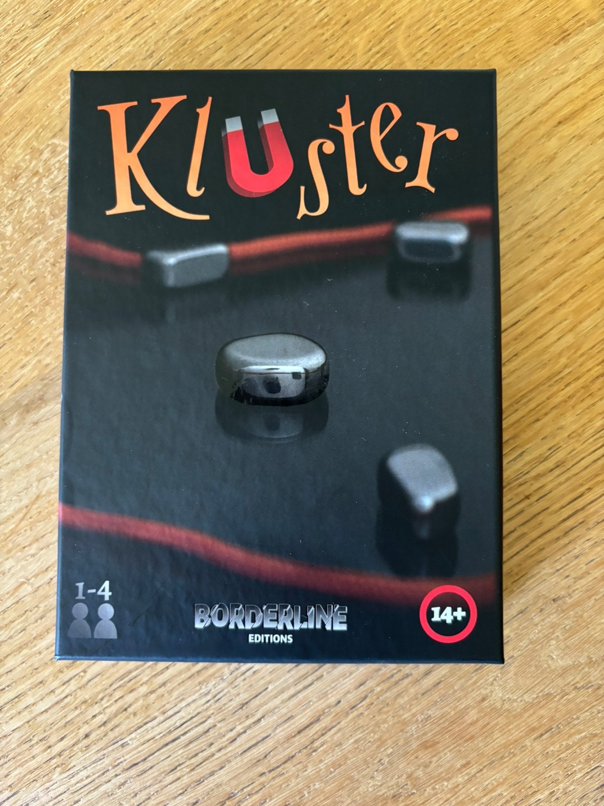 Kluster - gezelschapsspel met magneten 1 tot 4 personen, Ophalen of Verzenden, Zo goed als nieuw
