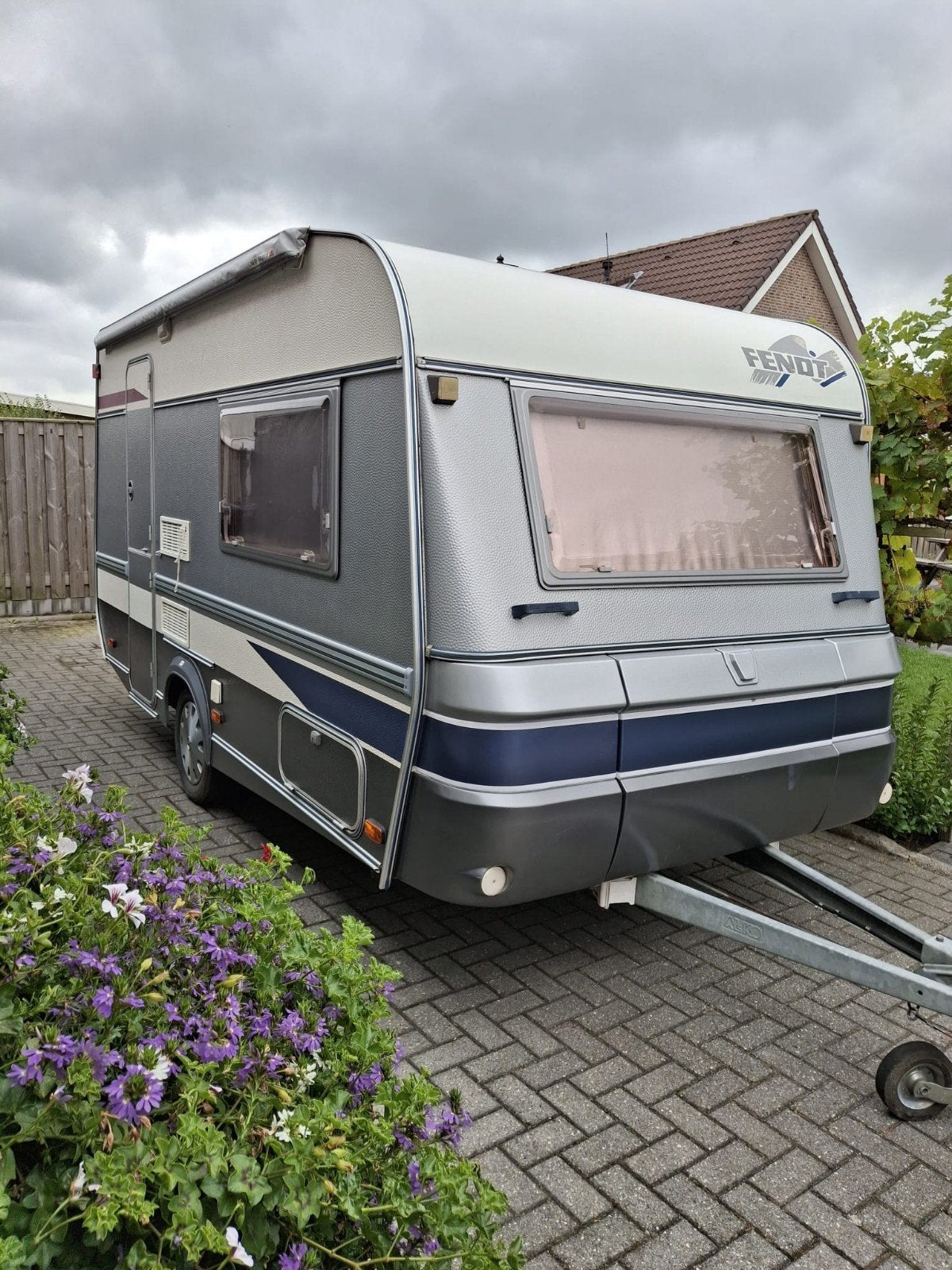 Fendt Joker E Caravan - Compleet en Comfortabel, Rondzit, Omvormbare zithoek, Particulier, Koelkast