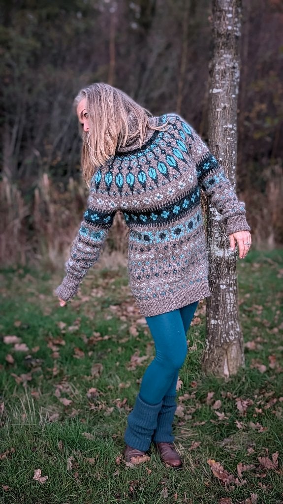 Prachtige 100% wollen IJslandse trui - azuurblauw/turquoise, Maat 38/40 (M), Bruin, Nieuw, Ophalen of Verzenden