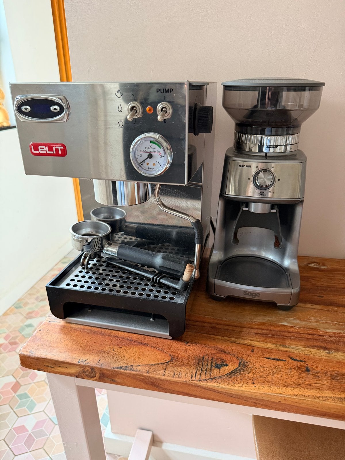 Lelit Anna PL41TM Espresso Apparaat met Sage Koffiemolen, Stoompijpje, Gebruikt, Espresso apparaat, 1 kopje