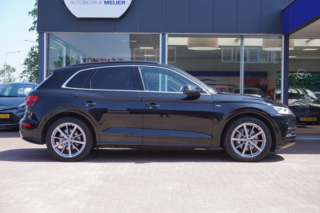 Audi Q5 50 TFSI e quattro S edition Automaat | Panodak | Vol, Auto's, Audi, Automaat, 4 cilinders, Zwart, Hybride Elektrisch/Benzine