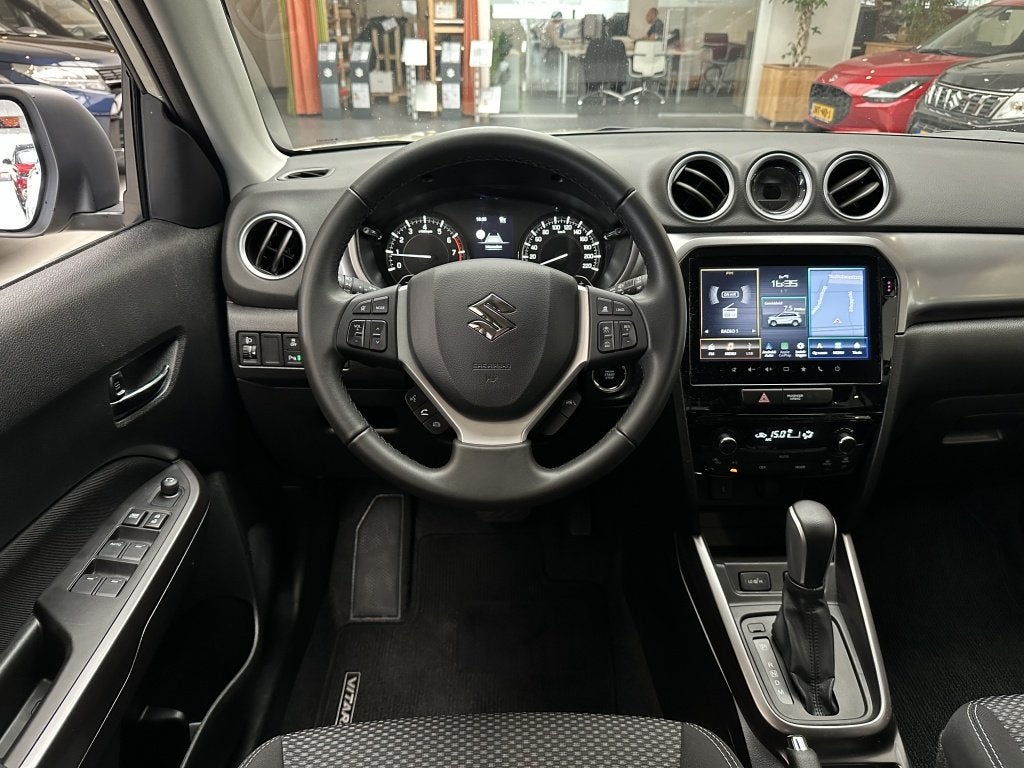 Suzuki Vitara 1.4 Hybrid Select Hybride [ EERSTE EIGENAAR I, Auto's, Automaat, Stof, Gebruikt, Zwart