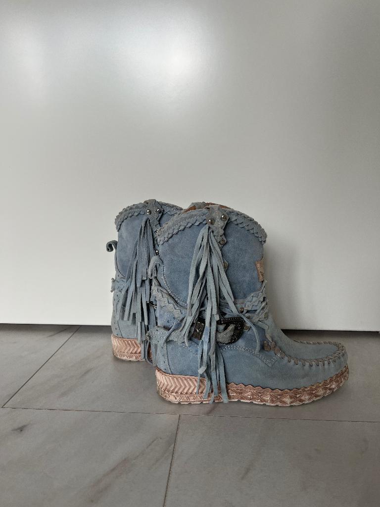El vaquero maat 38, Kleding | Dames, Schoenen met lage hakken, Blauw, Ophalen of Verzenden, El vaquero