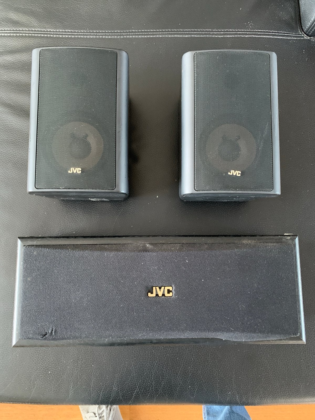 Gratis JVC SP-X50 en SP-X50G surround speakerset - 3 stuks, Ophalen, Gebruikt, JVC, Speakerset