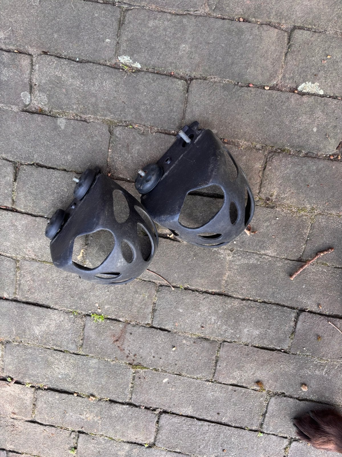 Stijgbeugels met kapjes, Ophalen of Verzenden, Zo goed als nieuw