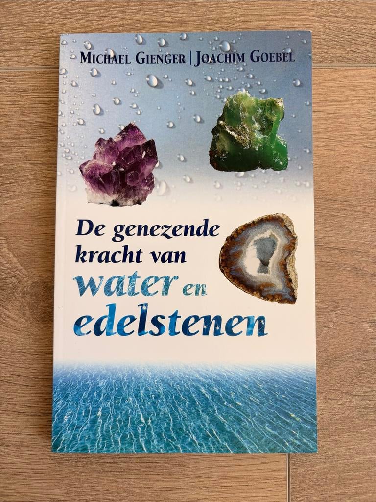 De genezende kracht van water en edelstenen, Ophalen of Verzenden, Zo goed als nieuw, Spiritualiteit algemeen, Achtergrond en Informatie