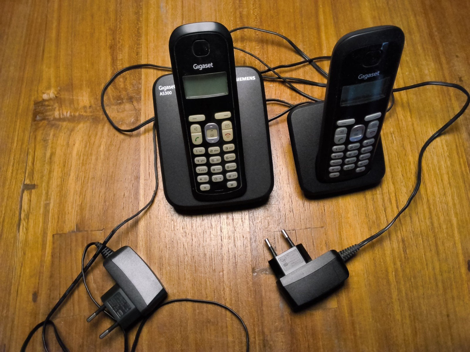 Gigaset AS300 draadloze huistelefoon, Ophalen, Zo goed als nieuw, 2 handsets