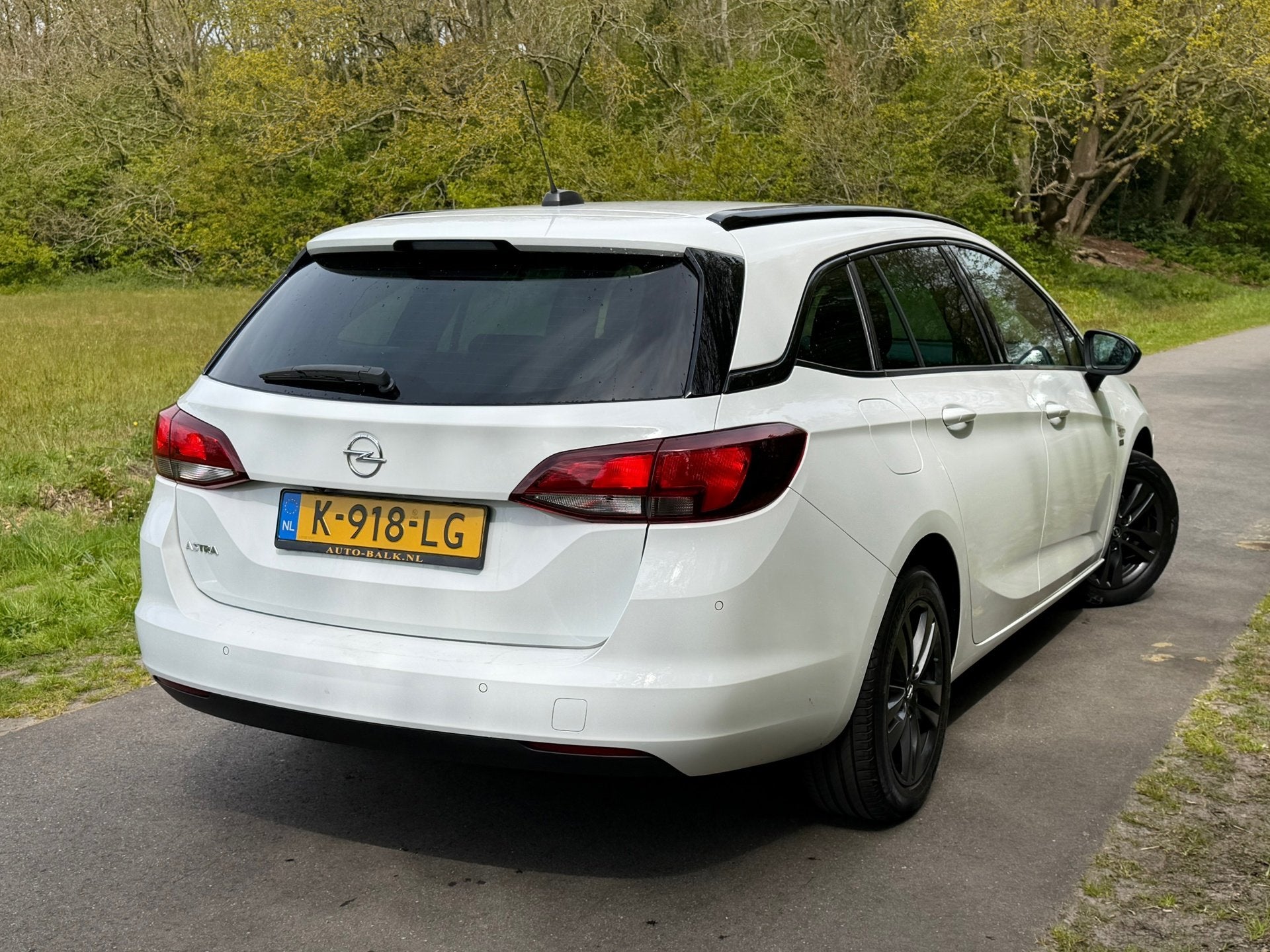 Opel Astra Sports Tourer 1.2 Edition 2020 | Cruise + Clima +, Voorwielaandrijving, Dealer onderhouden, Stof, 1199 cc