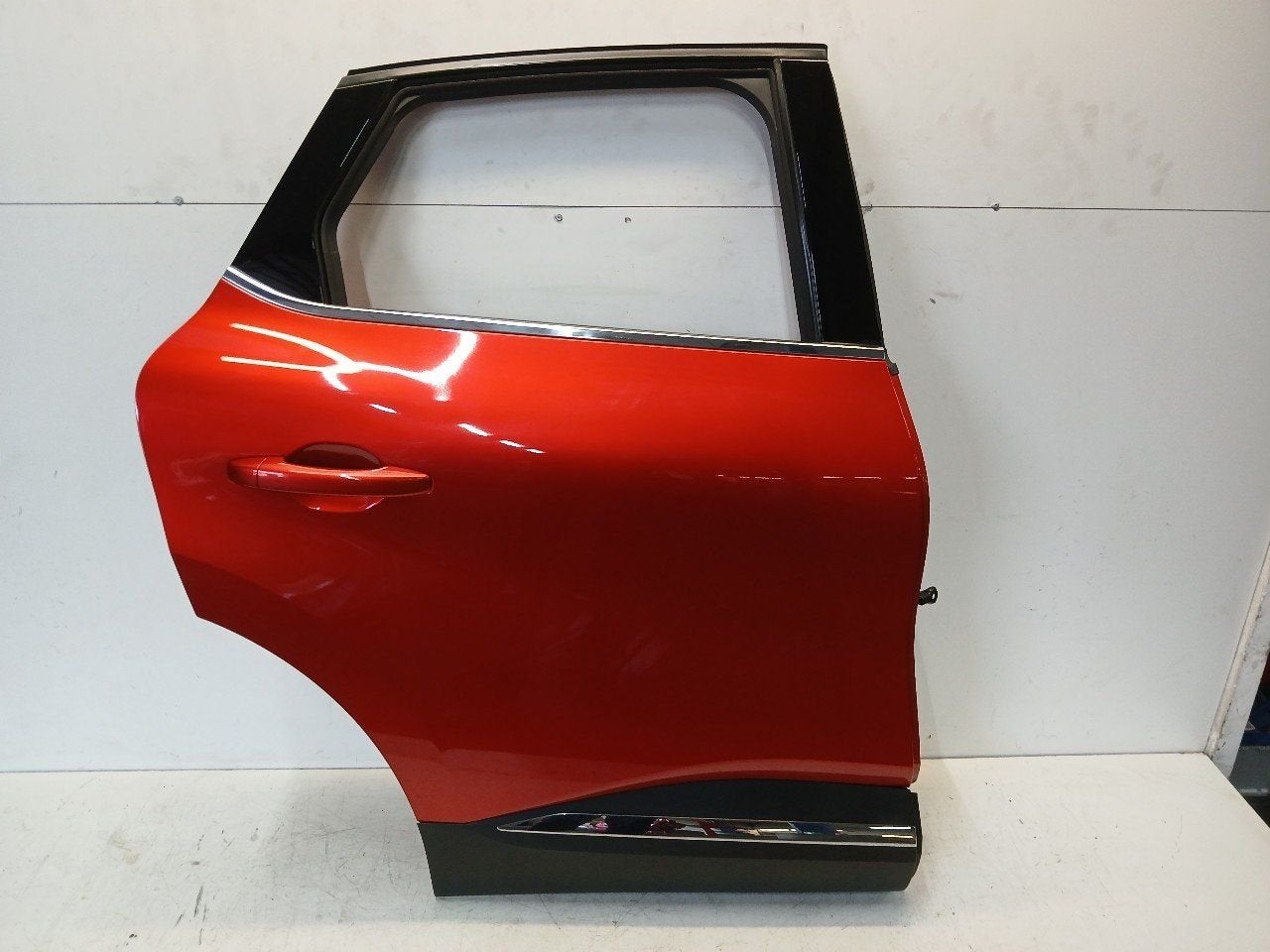 Portier rechts achter Renault Captur, Onderdelen@venauto.nl, Van der Ven Autorecycling B.V., Gebruikt, Ettenseweg 76, 4706 PB Roosendaal, The Netherlands