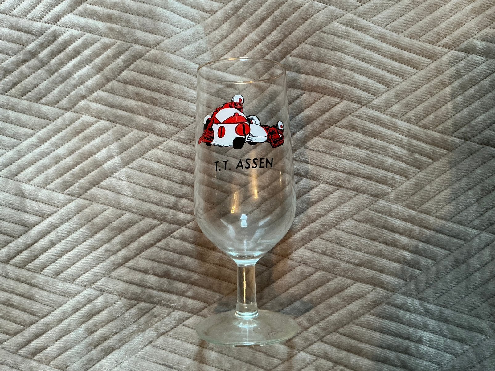 GLAS TT ASSEN. Vaste prijs €15. verzenden voor eigen risico., Ophalen of Verzenden, Zo goed als nieuw, Borrel- of Shotglas