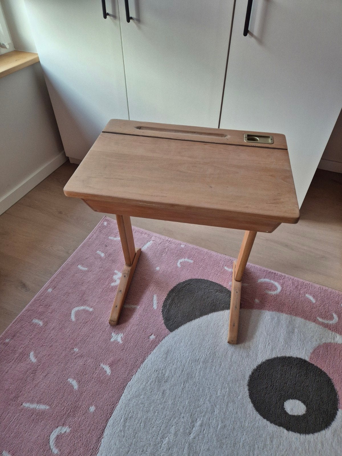 Vintage houten kinderbureau met opbergruimte, Ophalen, Opbergruimte, Gebruikt, Hout