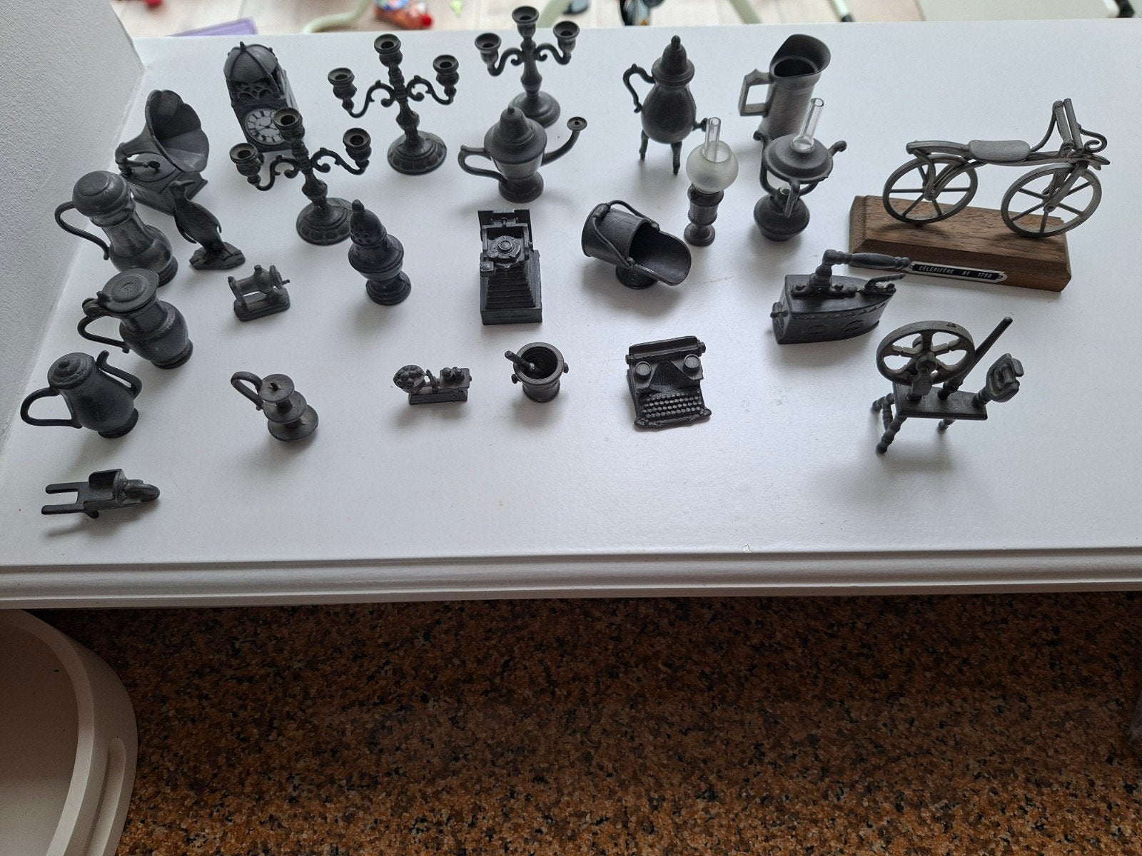 26 tinnen miniaturen - letterbak, Ophalen of Verzenden, Zo goed als nieuw