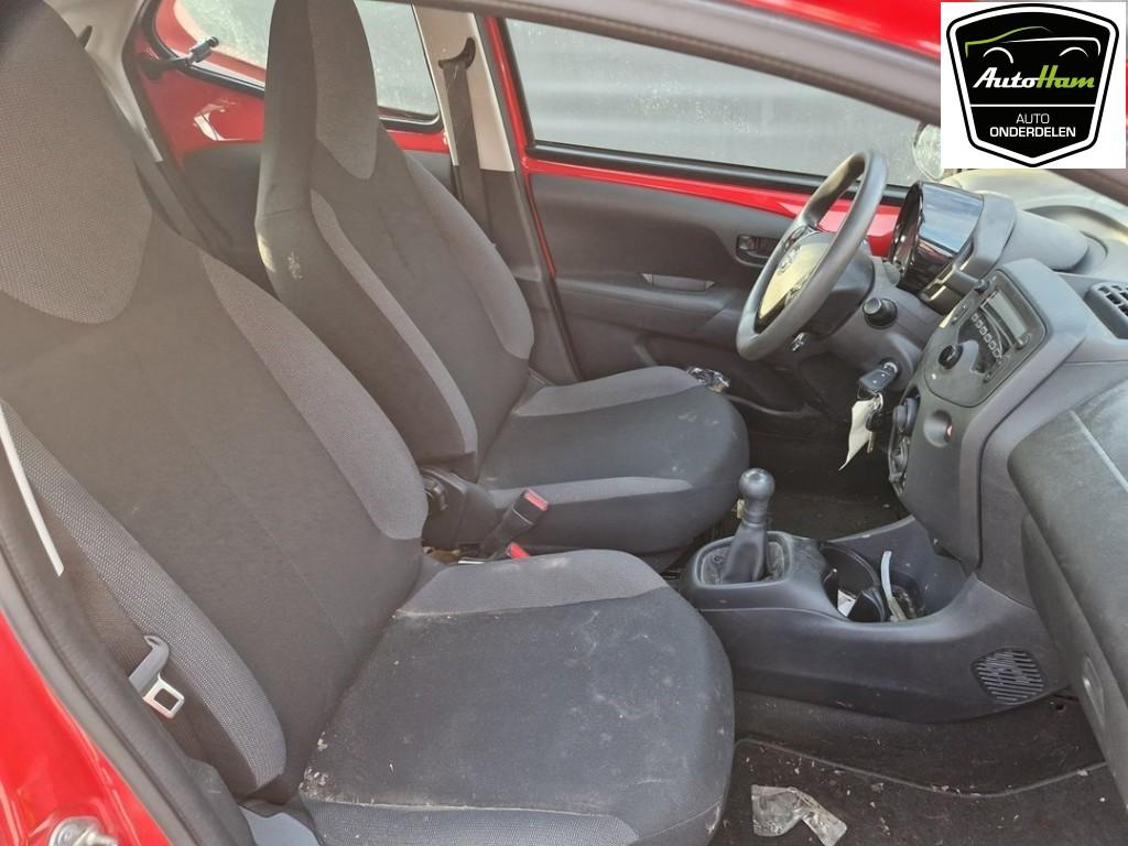 Airbag Set + Dashboard Toyota Aygo (B40) 2021 732200H040, Auto-onderdelen, Gebruikt, Kundenbetreuung@toyota.de, Toyota-Allee 2, Köln 50858, , Duitsland