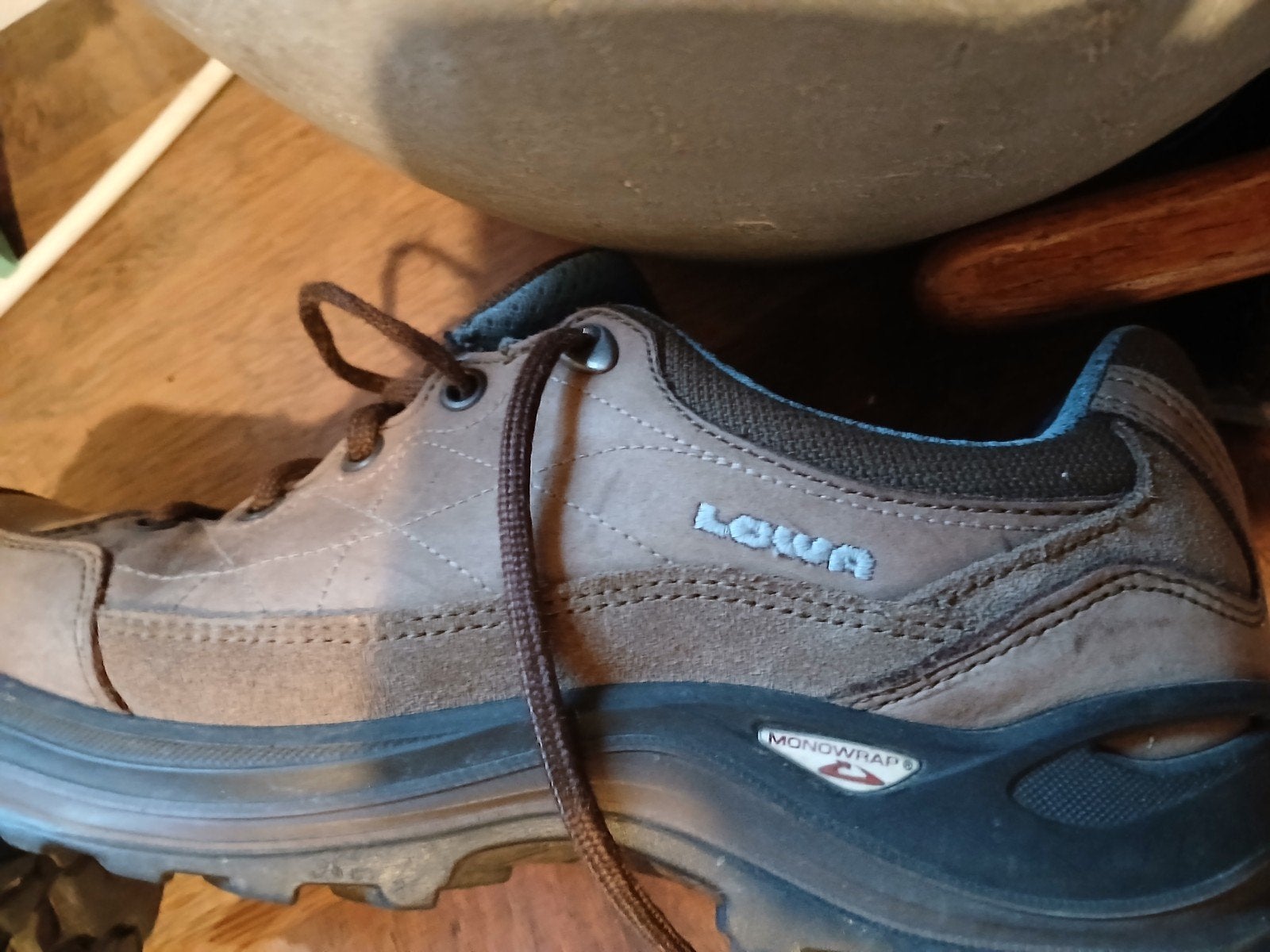 lowa wandelschoenen, Ophalen of Verzenden, Zo goed als nieuw, Schoenen