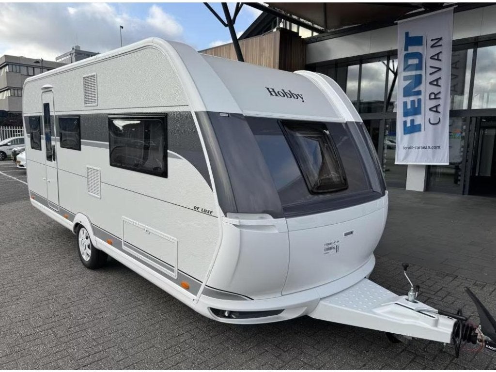 Hobby De Luxe 495 UL MEGA DEAL! 1800kg as + Bedverbreding, Rondzit, Hobby, Bedrijf, 4 tot 5 meter