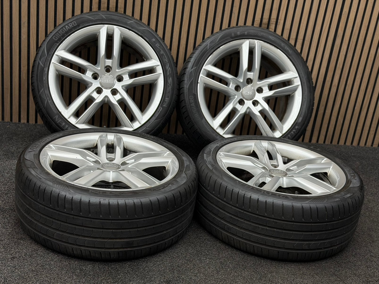 Originele 18 inch Audi A4 S4 B8 5x112 ET47 66.5 Vredestein, Auto-onderdelen, Banden en Velgen, Ophalen, 18 inch, 245 mm, .