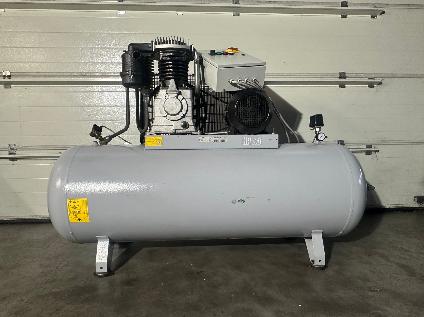 Dikke 950/500 5.5kw aariac (creemers) compressor, Ophalen, Aariac, 800 liter/min of meer, Aariac