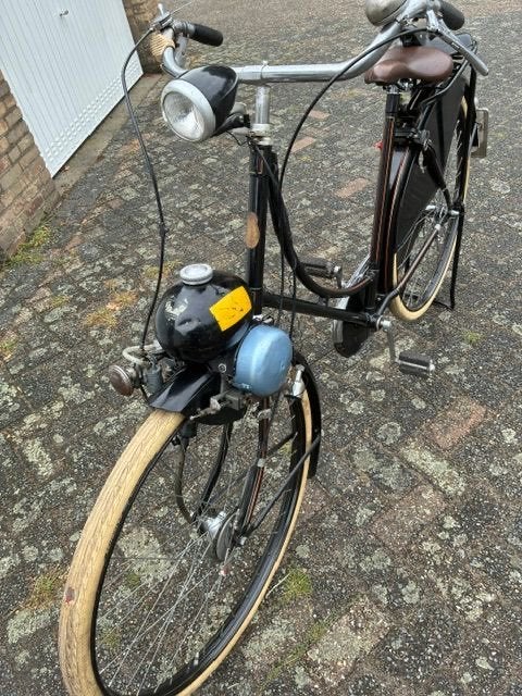 Berini eitje op kwaliteitsfiets, 32 cc, 1 versnellingen, Maximaal 25 km/u, Ophalen