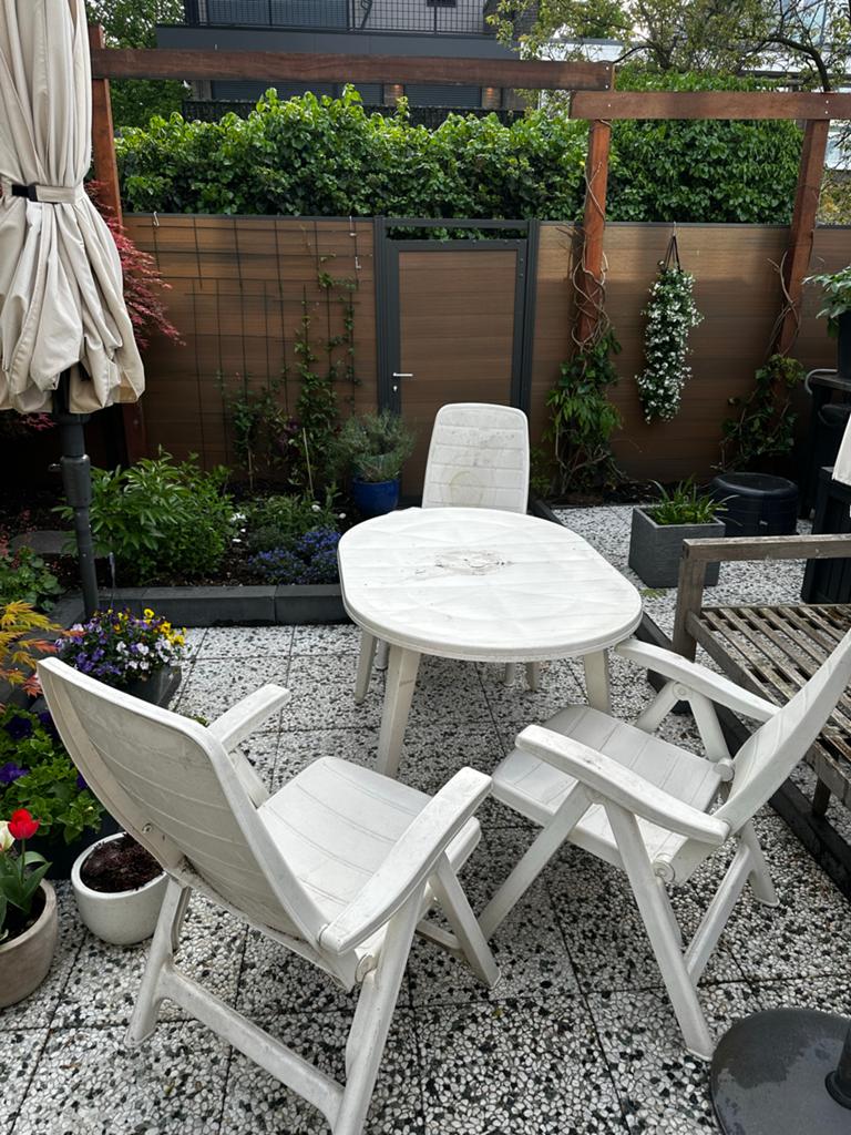 Witte Hartman kunststof tuinset. Tafel en 3 stoelen, 4 zitplaatsen, Kunststof, Eettafel, Ophalen of Verzenden