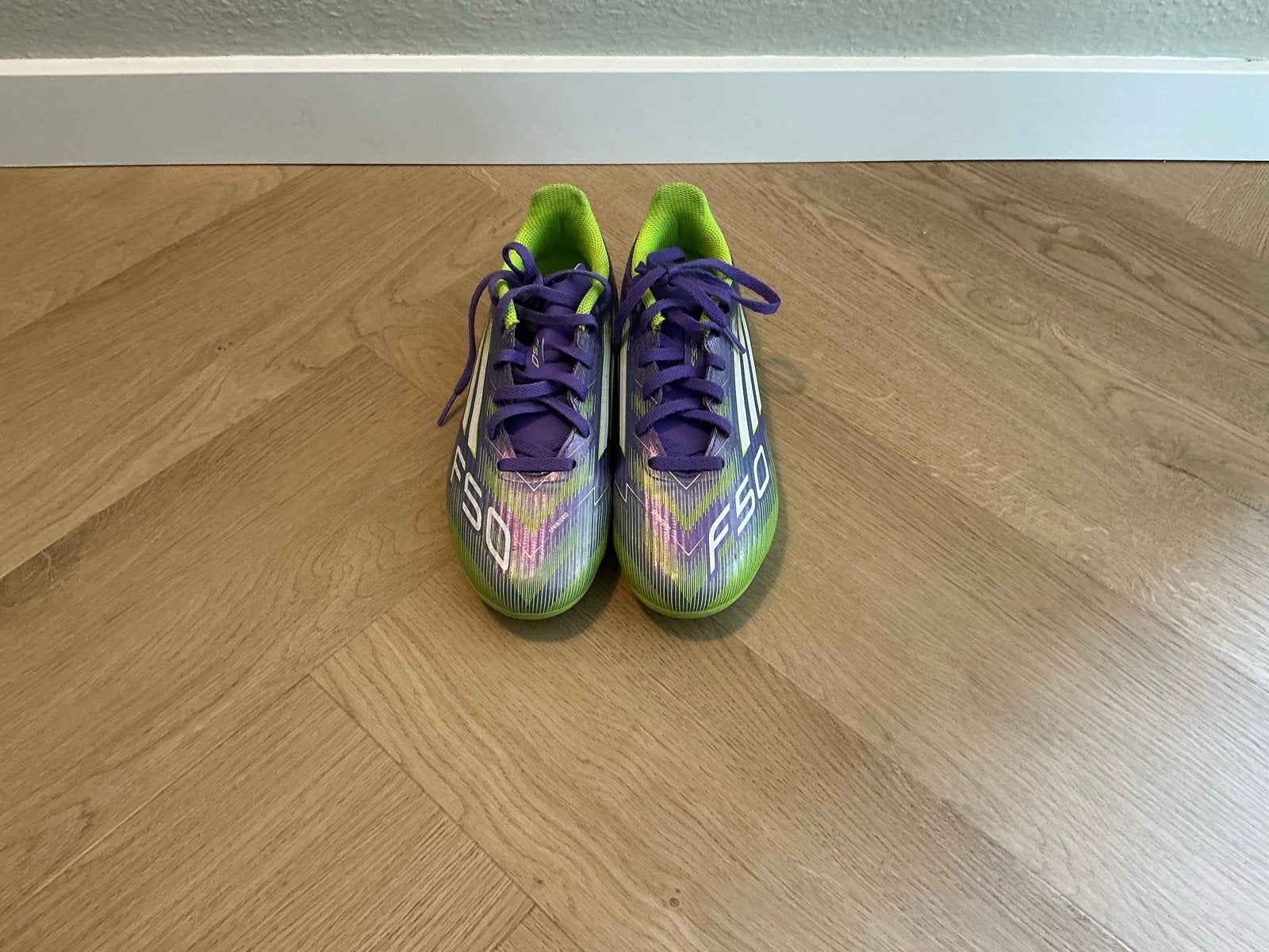 Adidas F50 voetbalschoenen maat 36, Ophalen, Gebruikt, Schoenen