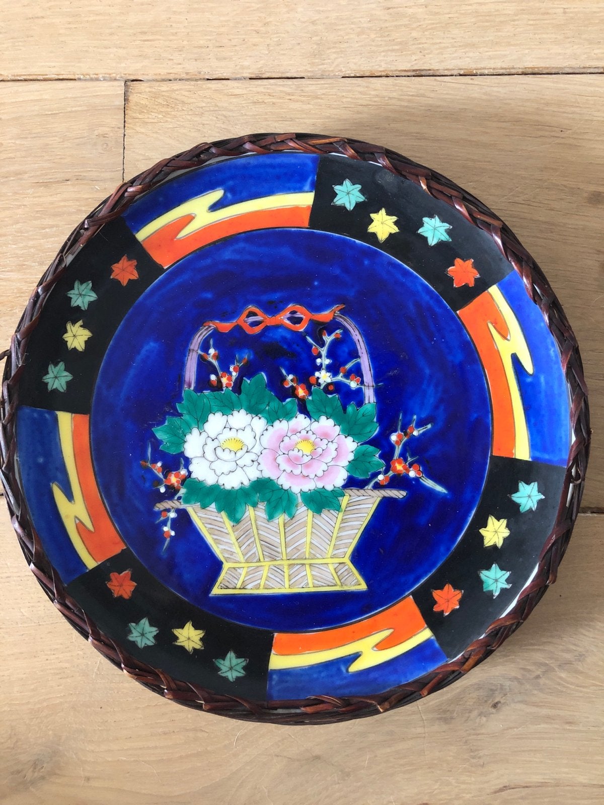 Vintage Japans decoratief bord met bamboe houder, Antiek en Kunst, Ophalen of Verzenden