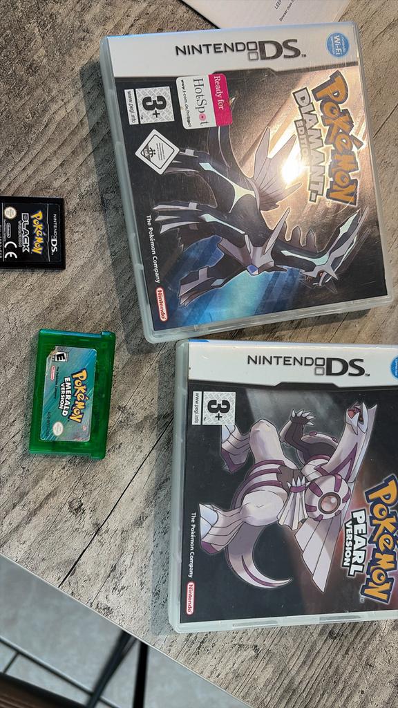 Pokémon Games: Emerald, Pearl, Diamond & Black gameboy en DS, Gebruikt, 1 speler, Ophalen of Verzenden, Role Playing Game (Rpg)