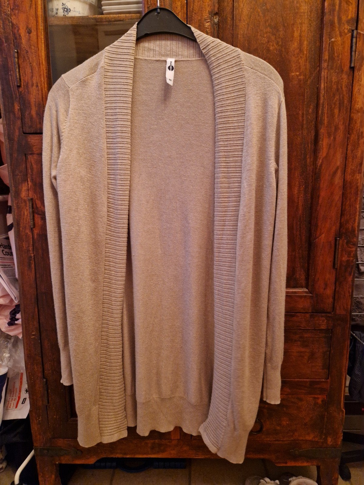 2 Nieuwe Lange Vesten - Maat XS/S, Ophalen of Verzenden, Nieuw, Maat 34 (XS) of kleiner, Beige