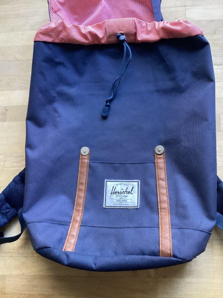 Herschel retreat mooie navy blauwe rugzak rugtas navyblauw, Sieraden, Tassen en Uiterlijk, Tassen | Rugtassen, Overige merken