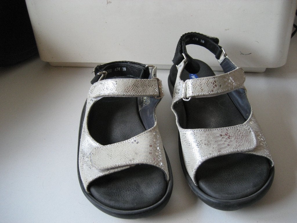 wolky sandalen maat 39 zilvergrijs wit leer, Wolky, Wit, Zo goed als nieuw, Sandalen of Muiltjes