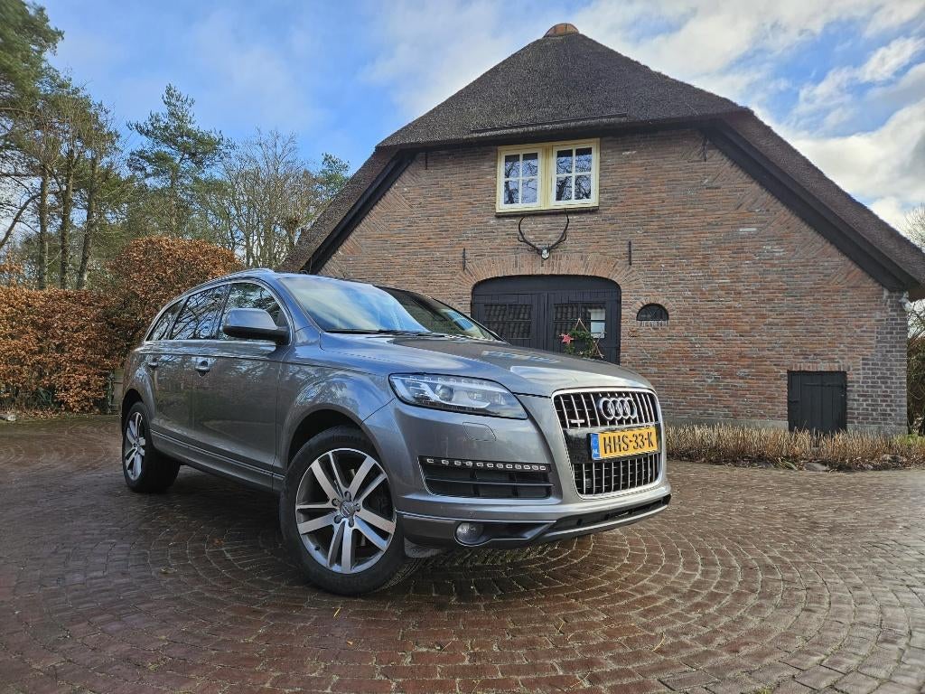 Audi Q7 4.2 V8 FSI Quattro – 2010 – Grijs– Youngtimer, Auto's, Automaat, Euro 5, 2245 kg, 7 stoelen