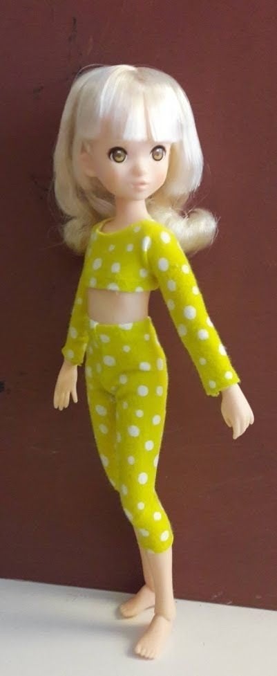 9"Ruruko fashion by A.R.O, Verzenden, Nieuw, Kleertjes