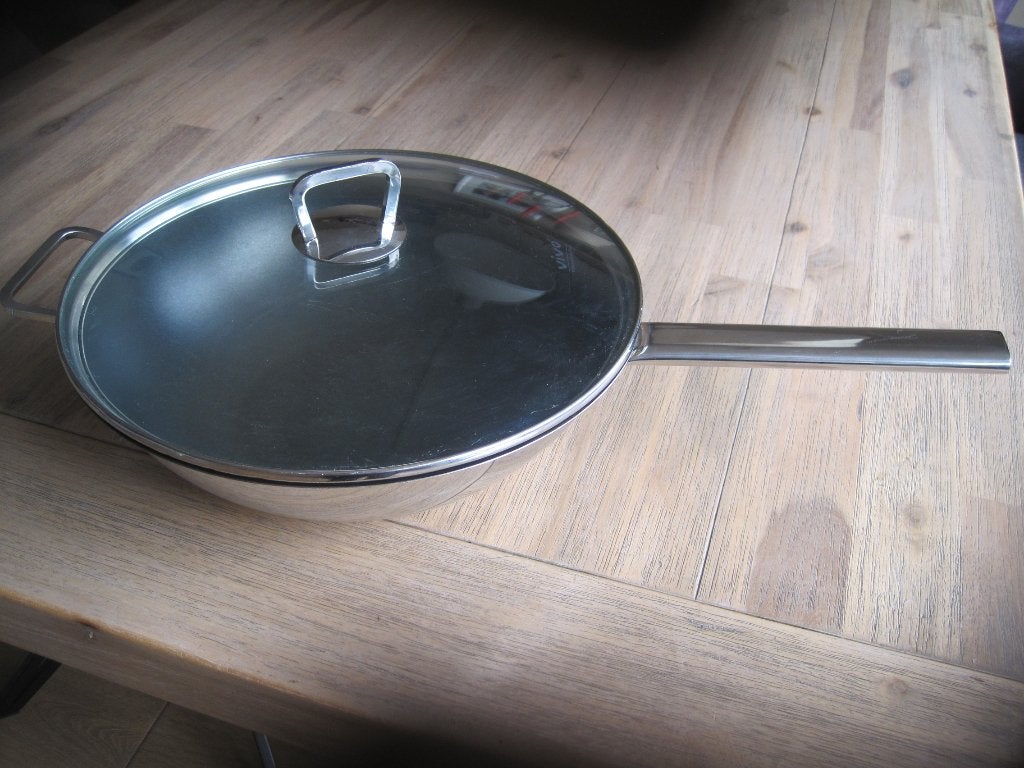 wokpan.Vivo. Villery & Boch. RVS. Met deksel.Doorsnede 32 cm, Met deksel, Ophalen of Verzenden, Zo goed als nieuw, Rvs