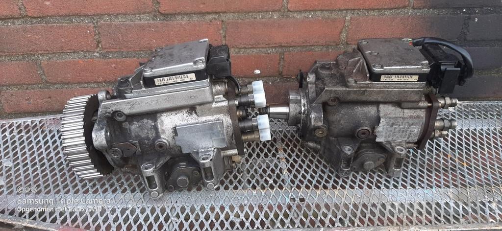 Audi A4,6 /vw passaat   brandstofpompen  diesel voor de v6 ., Auto-onderdelen, Ophalen of Verzenden, Audi