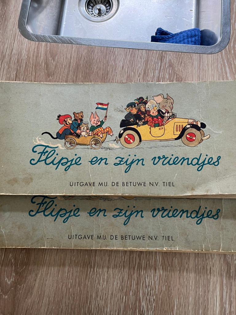 2x Flipje en zijn vriendjes - Uitgave Mij. de Betuwe N.V., Ophalen of Verzenden