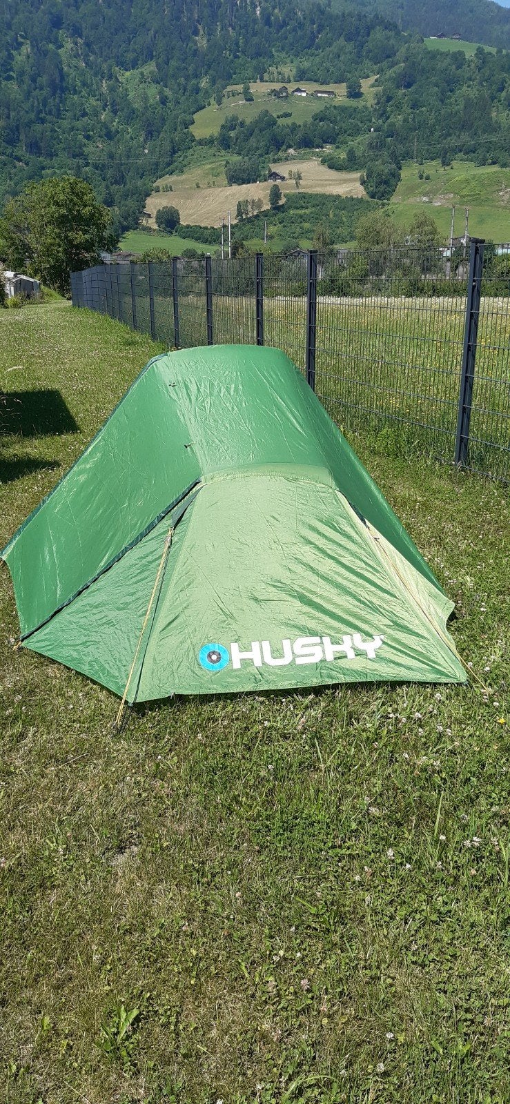 Husky lichtgewicht 2-persoons tent voor fietsvakanti, Caravans en Kamperen, Ophalen of Verzenden, Zo goed als nieuw, Tot en met 2