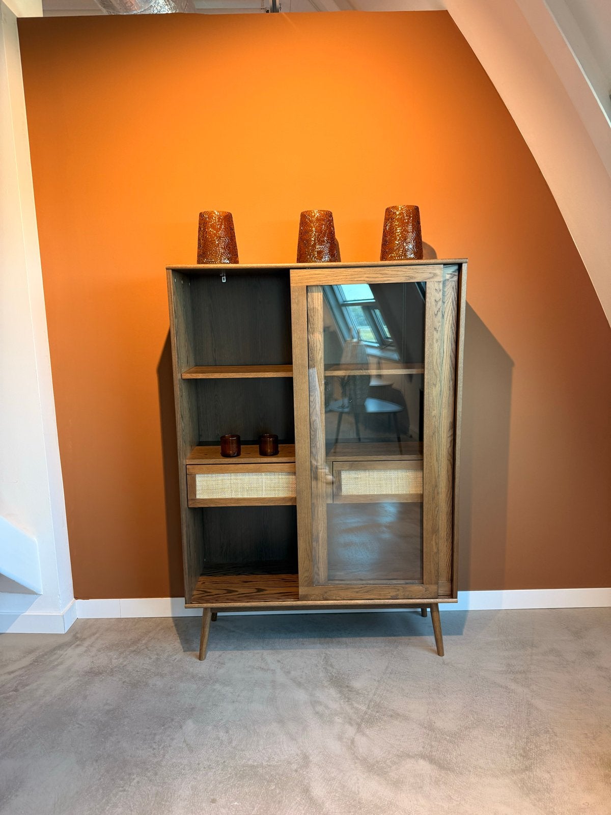 Unique - nieuwe kast met rotan details, Ophalen, Nieuw