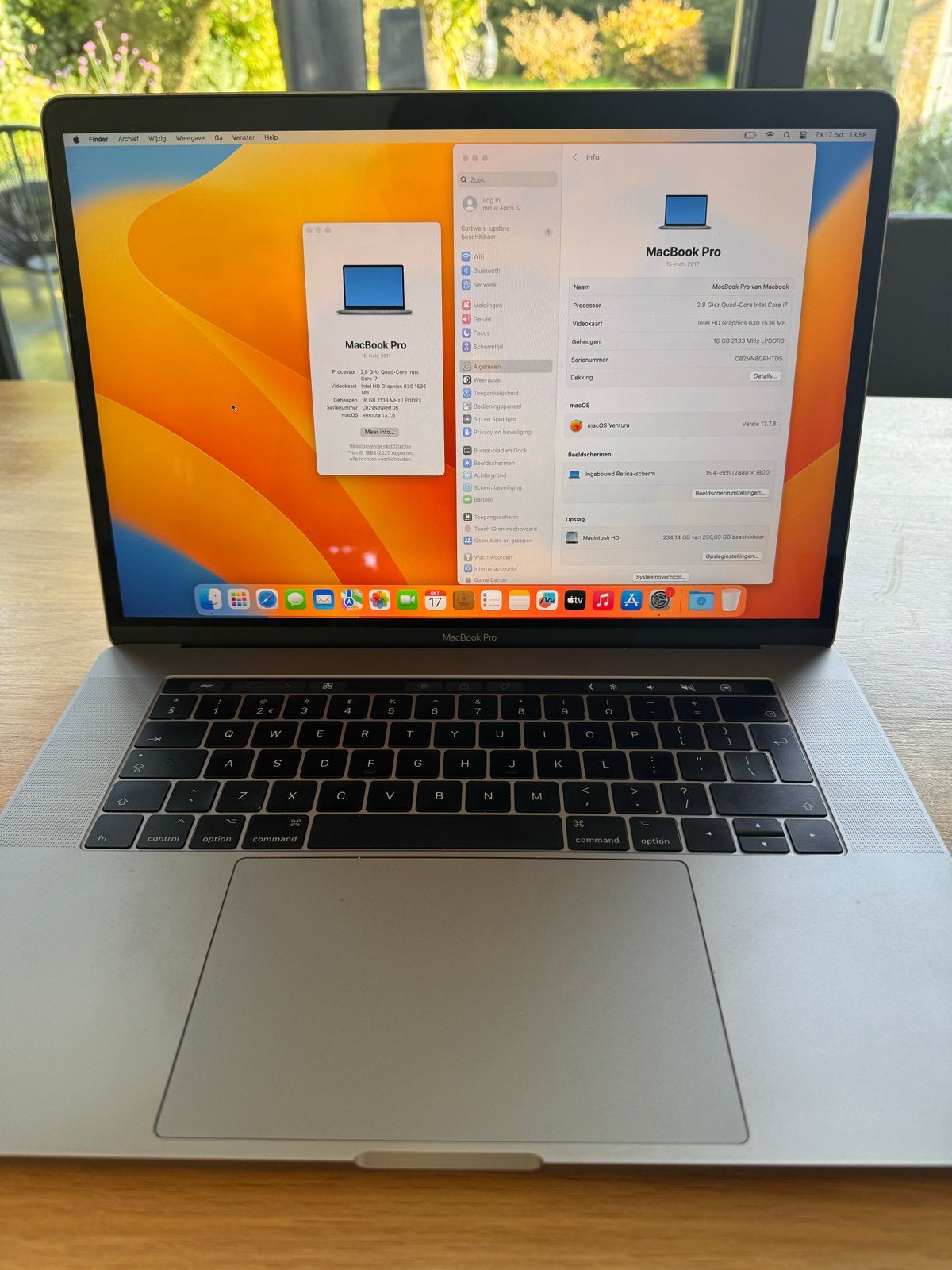MacBook Pro 15 inch (2017) - 2.8 GHz i7, 16GB RAM, 256GB SSD, Gebruikt, 256 GB, 2 tot 3 Ghz, 16 GB