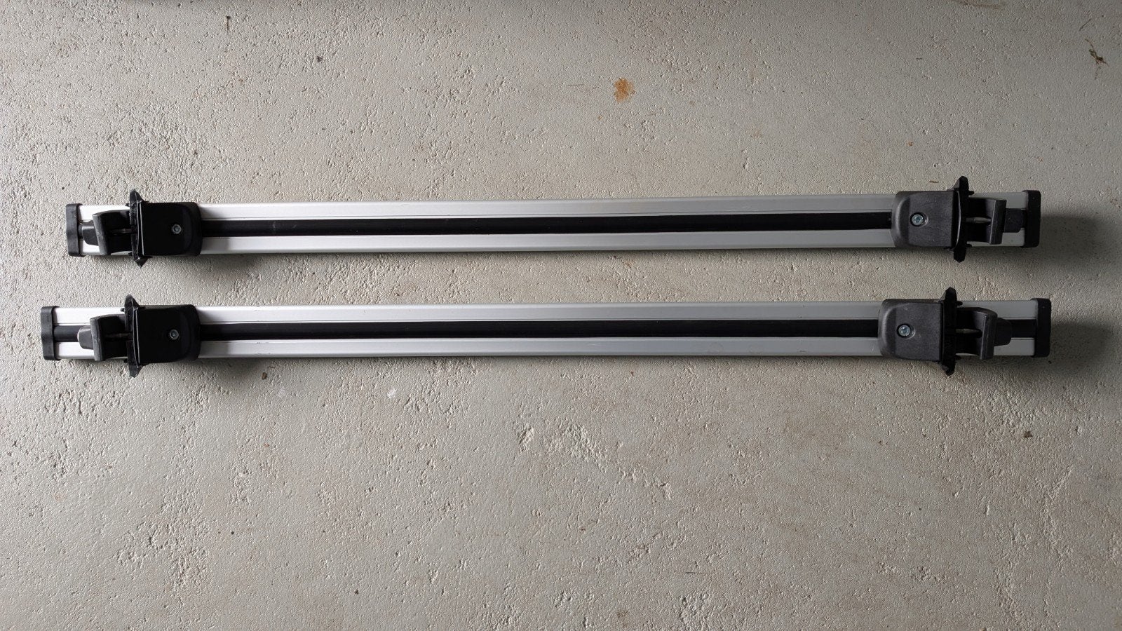Farad Beamar 4 110 Aerodynamische Aluminium Dakdragers, Auto diversen, Dakdragers, Zo goed als nieuw, Ophalen