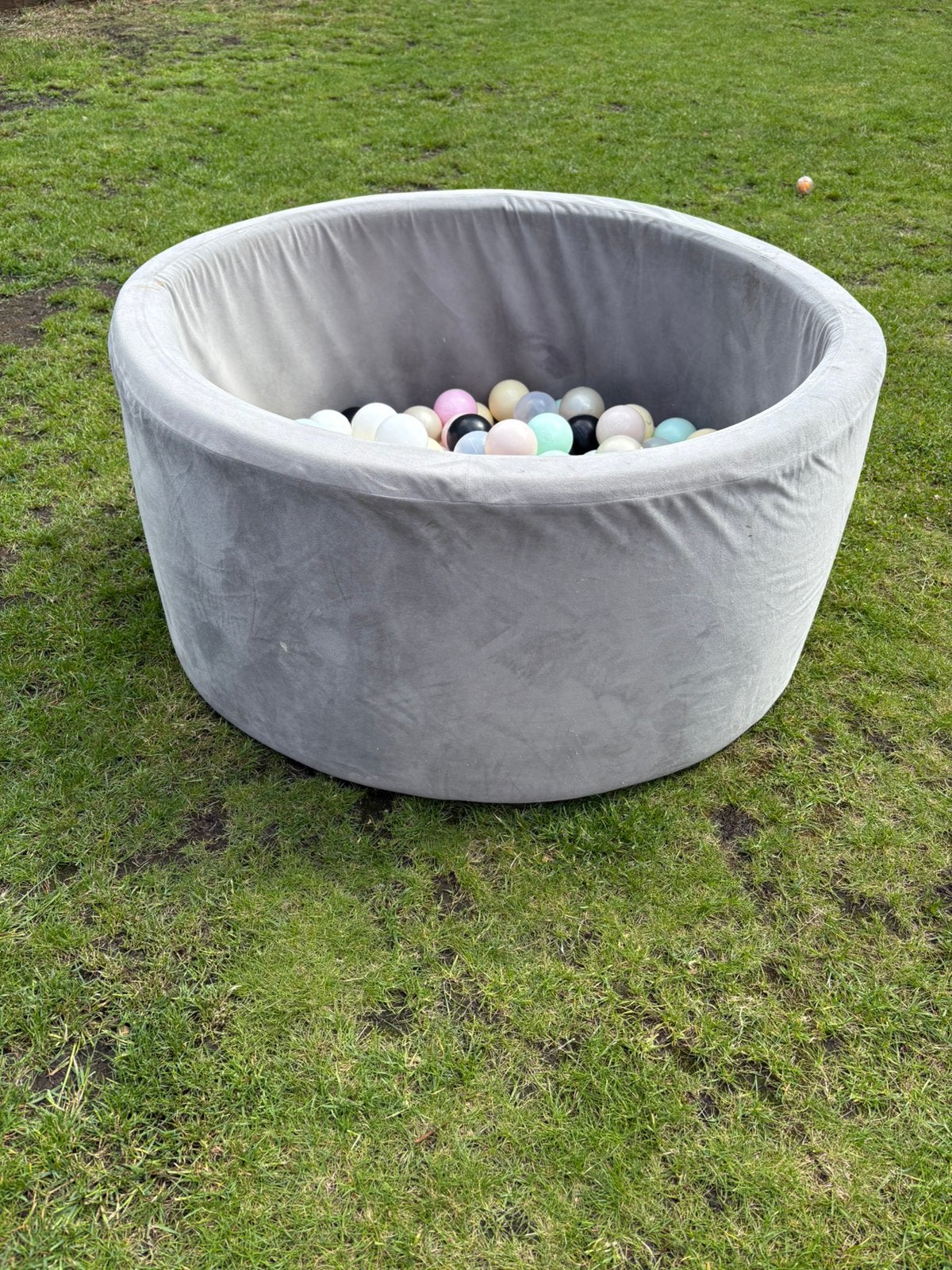 Leuke ballenbak. Inclusief ballen., Ophalen, Gebruikt