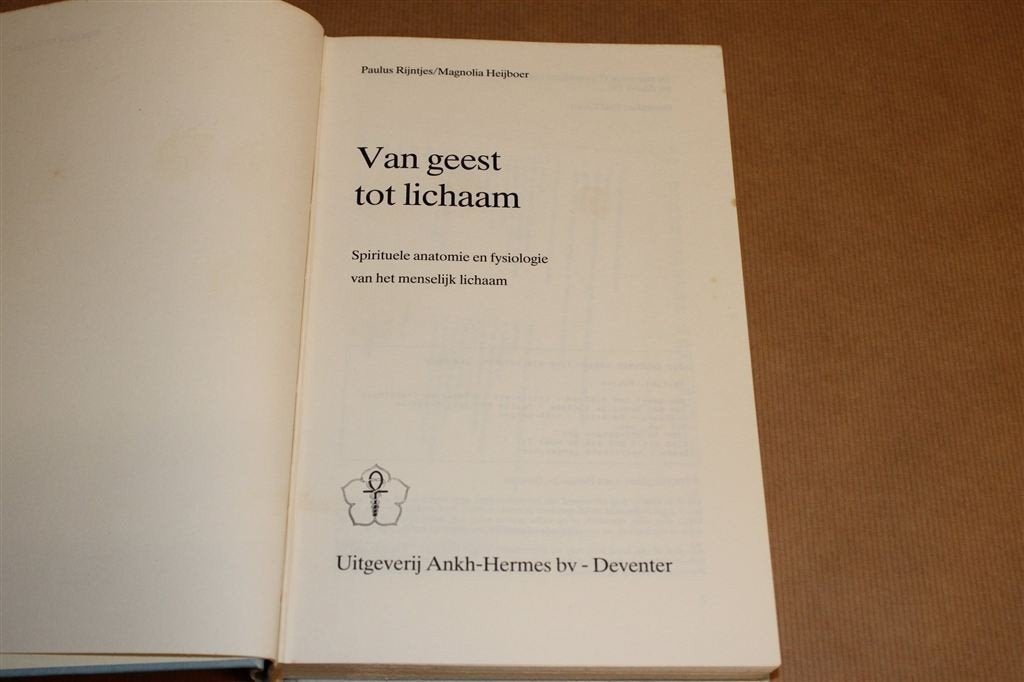 Van Geest tot Lichaam — Spirituele Anatomie & Fysiologie, Ophalen of Verzenden, Gelezen, Overige onderwerpen, Achtergrond en Informatie