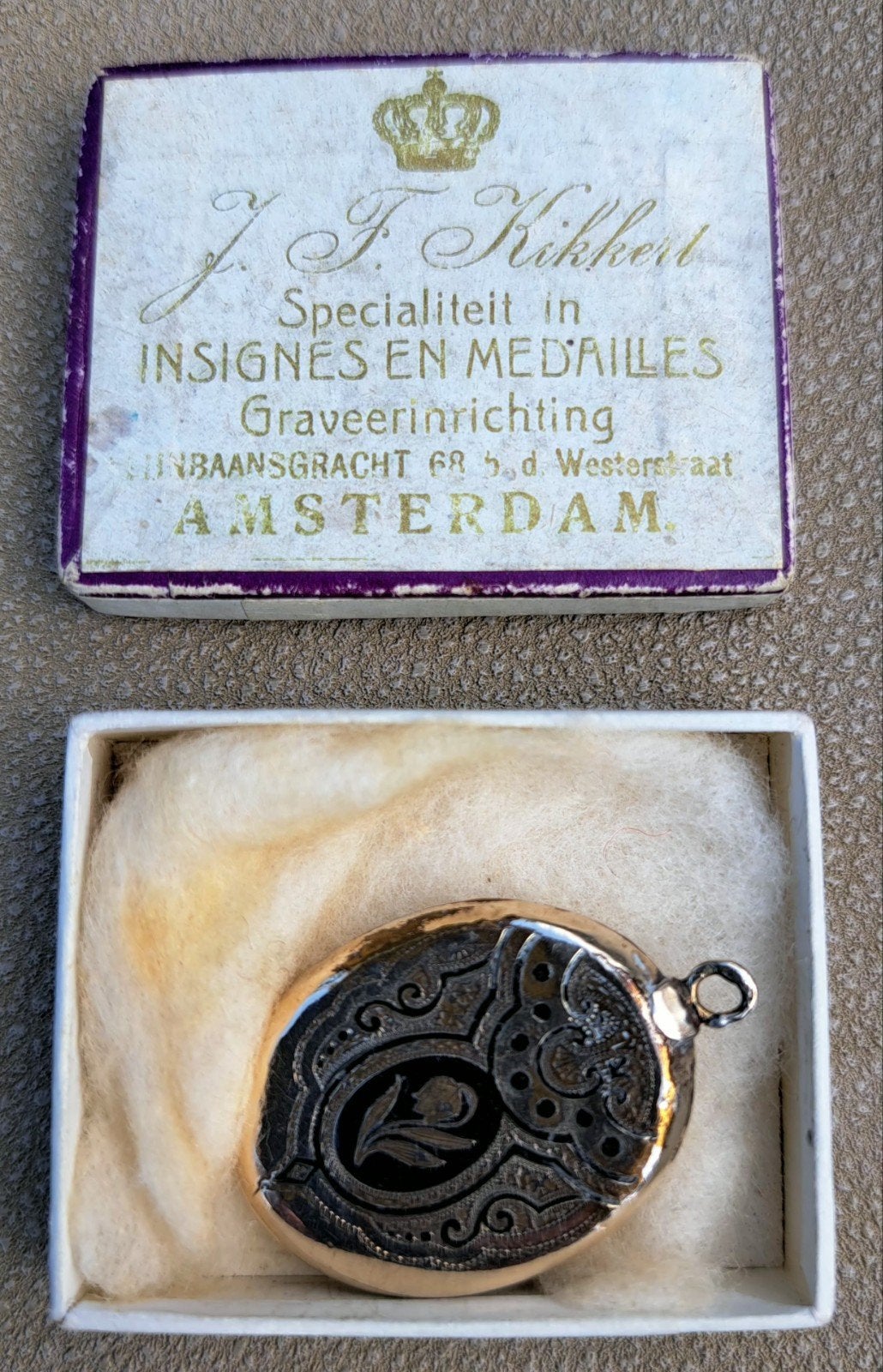 Antiek Medaillon J.F. Kikkert Amsterdam, Ophalen of Verzenden, Gebruikt, Goud, Overige materialen